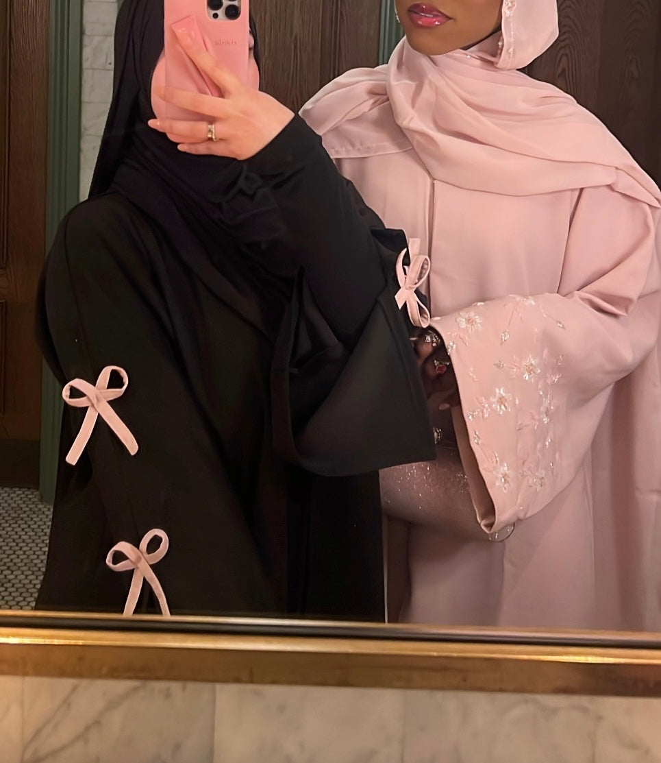 Ribbon abaya